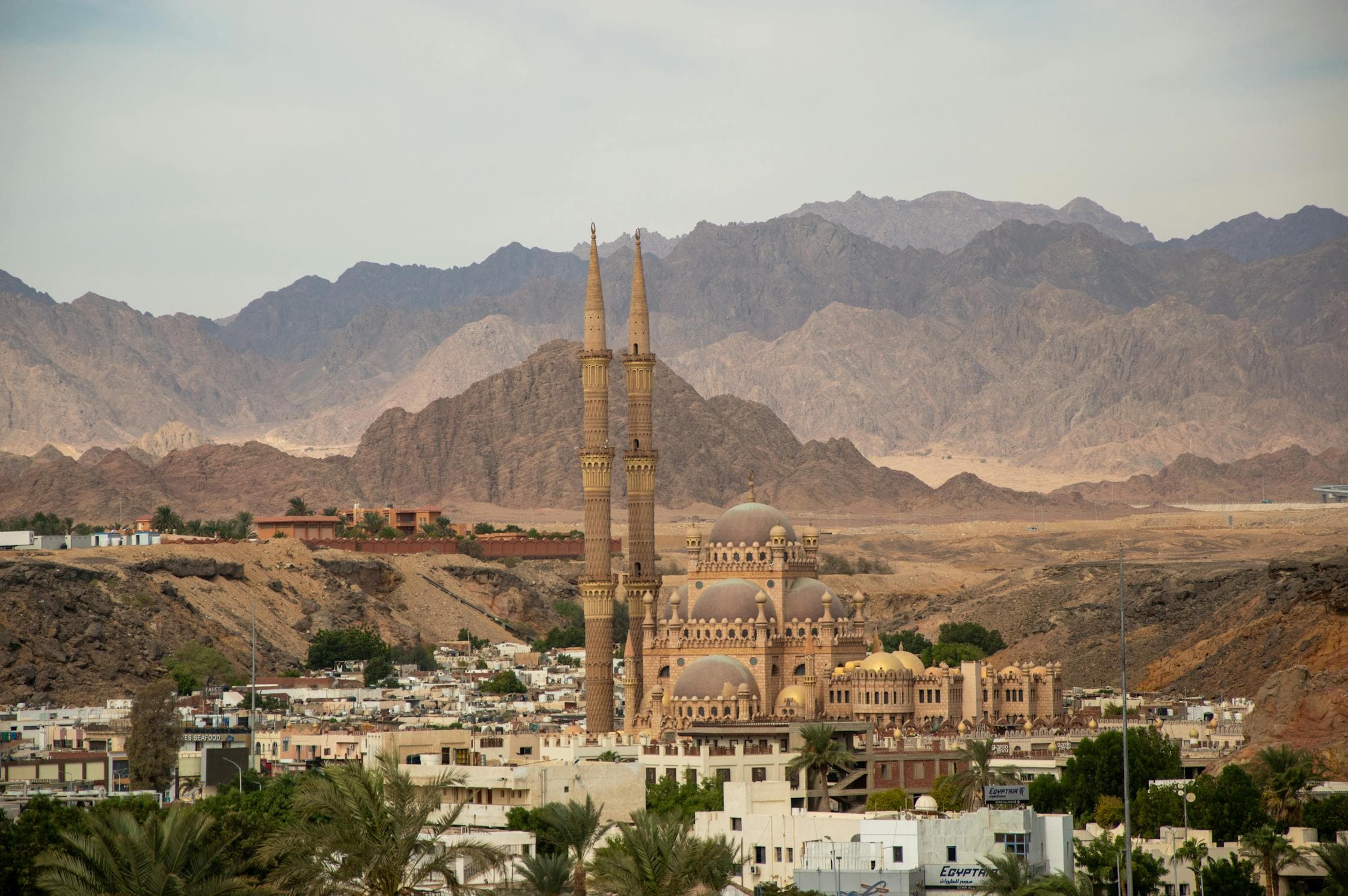 10-Day Supreme Egypt: Mediterranean Coast, Sahara Desert & Nile Wonders